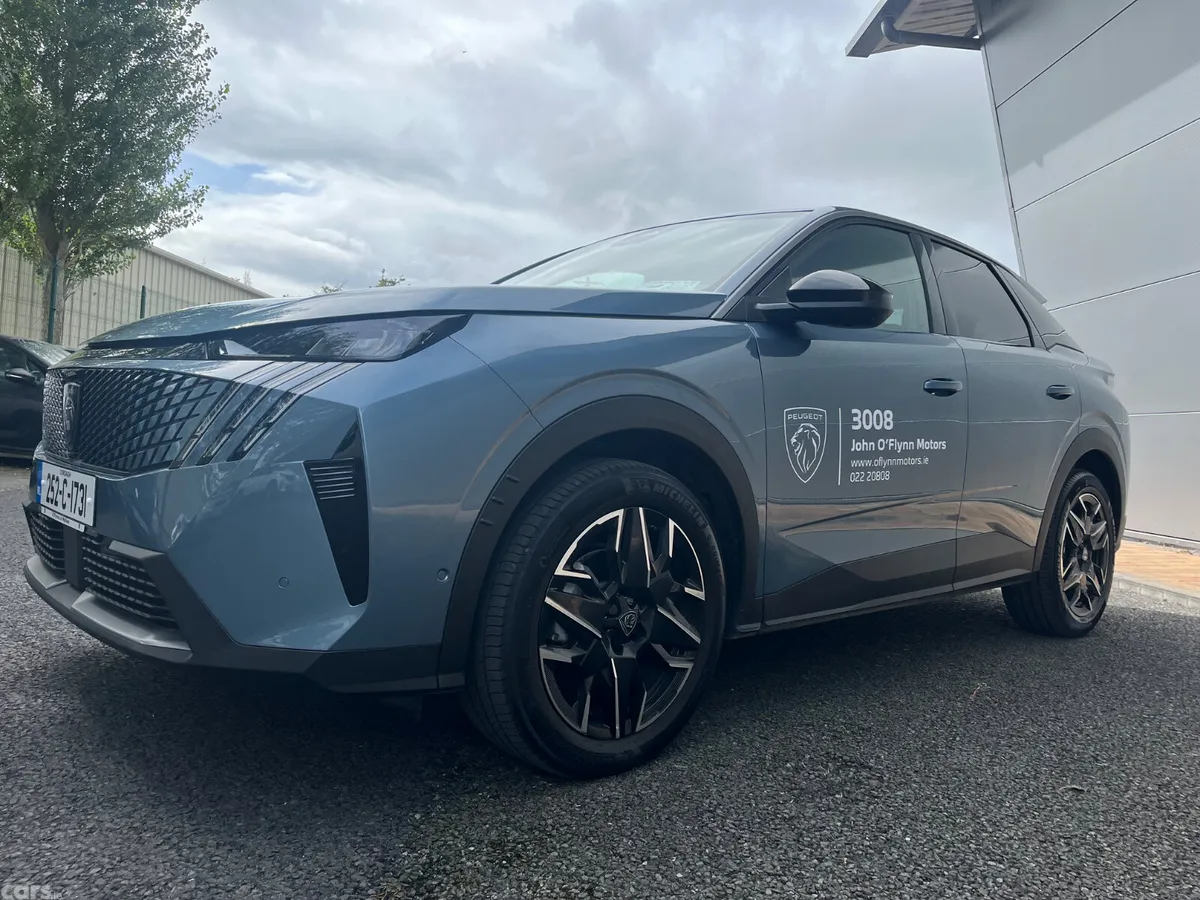Peugeot 3008 MPV, Petrol Hybrid, 2025, Blue