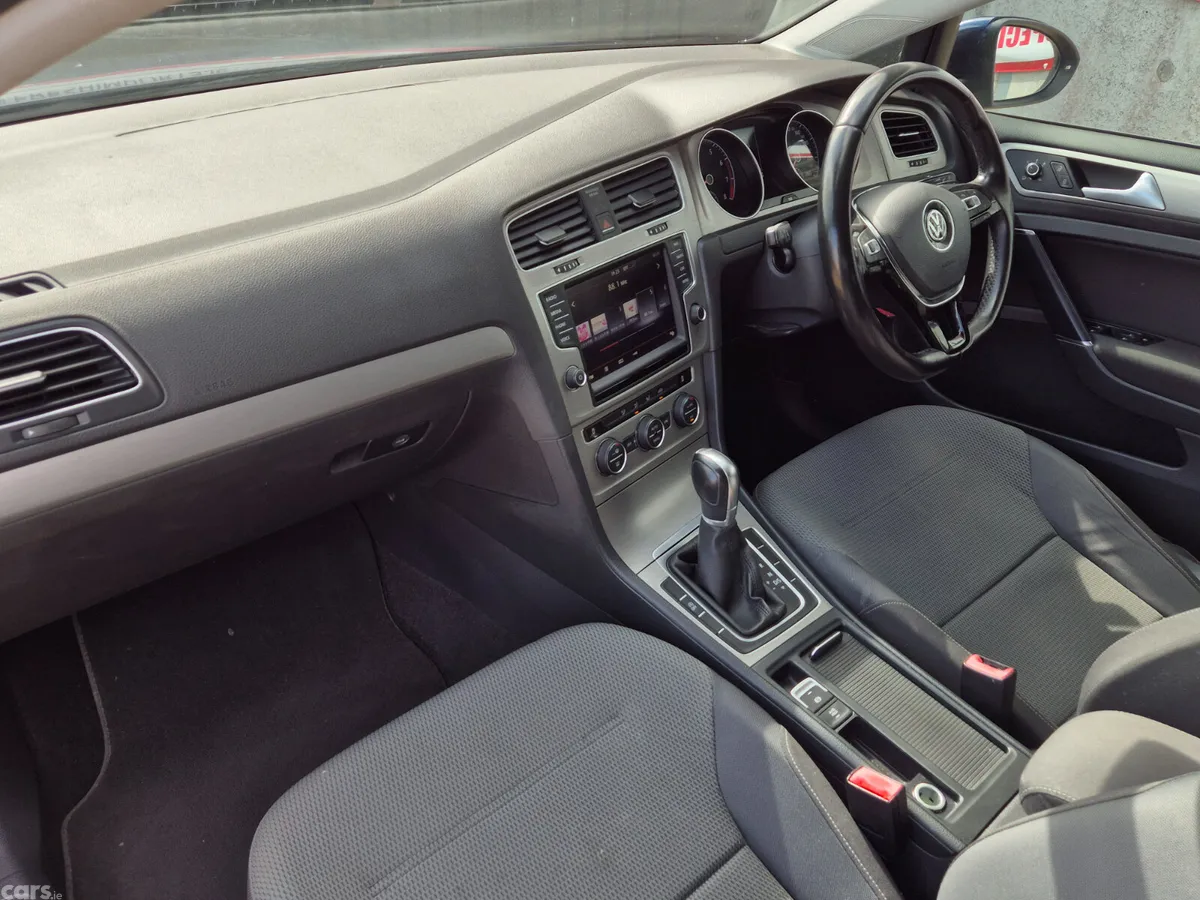Volkswagen Golf Hatchback, Petrol, 2014, Blue