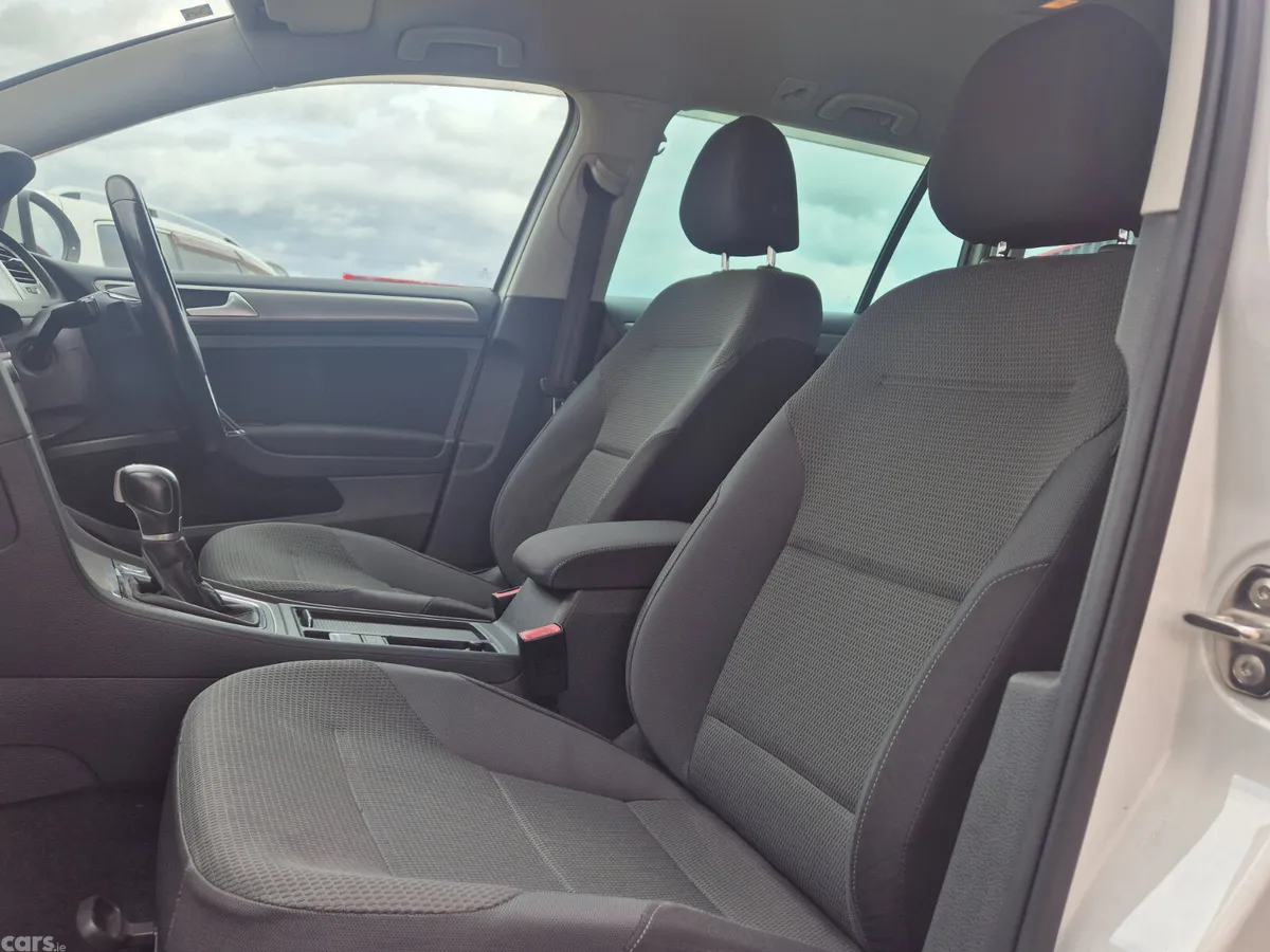 Volkswagen Golf Estate, Petrol, 2015, White