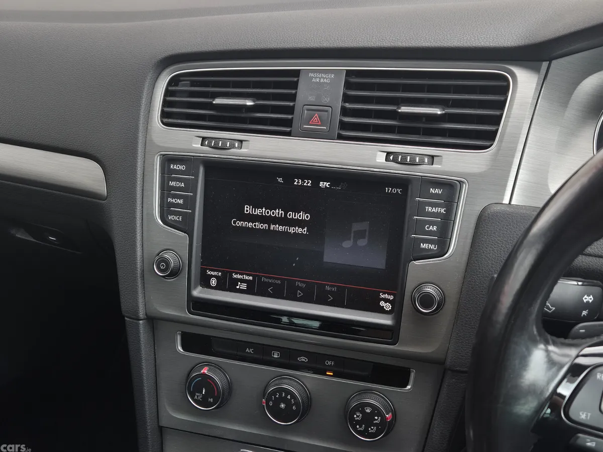 Volkswagen Golf Estate, Petrol, 2015, White