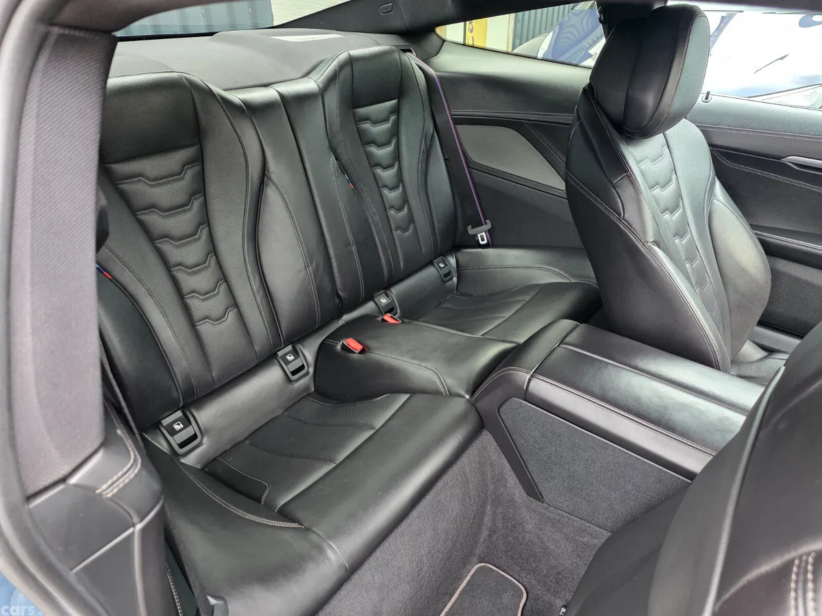 BMW 8-Series Coupe, Diesel, 2019, Blue
