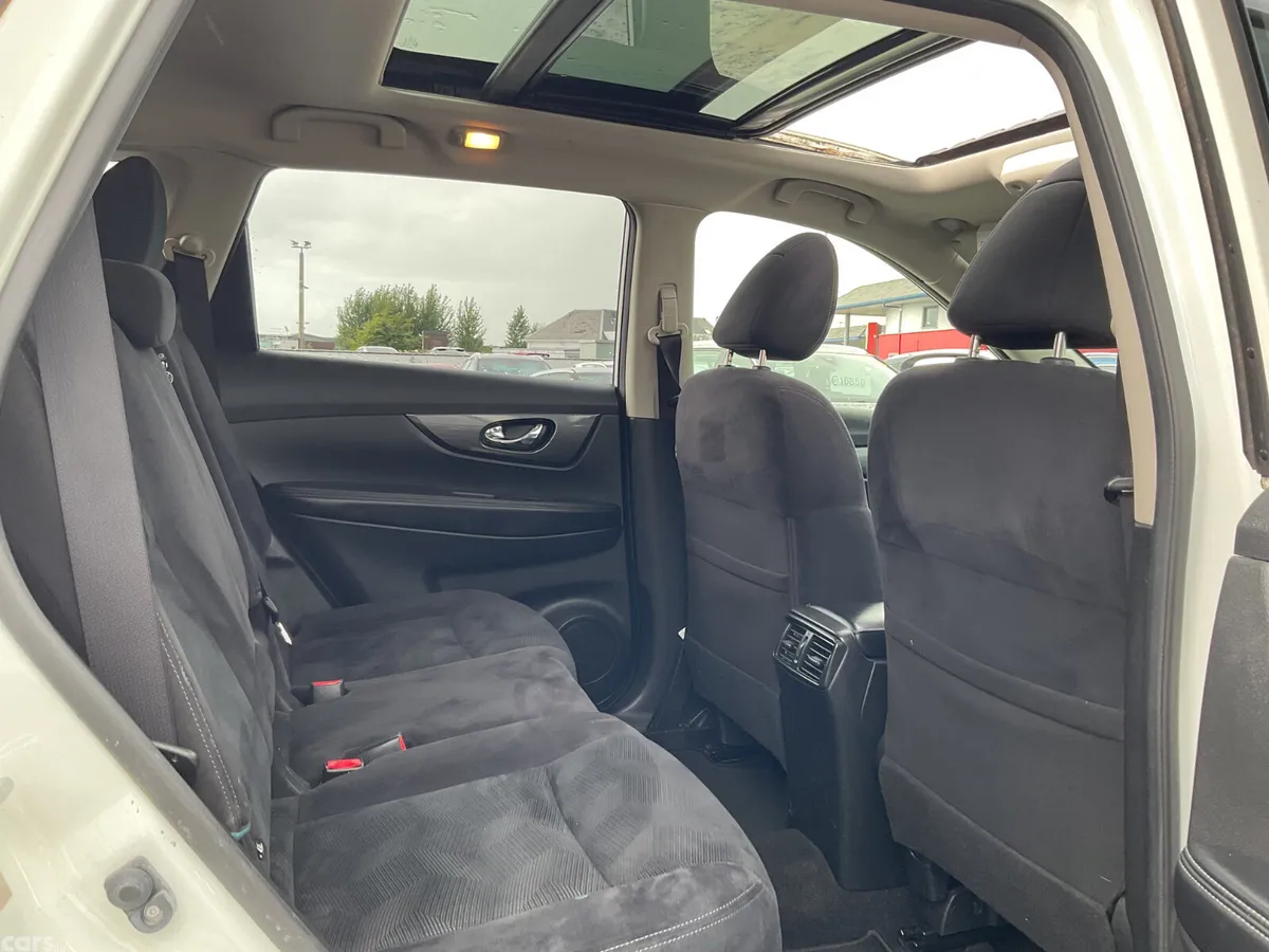 Nissan X-Trail SUV, Diesel, 2015, White
