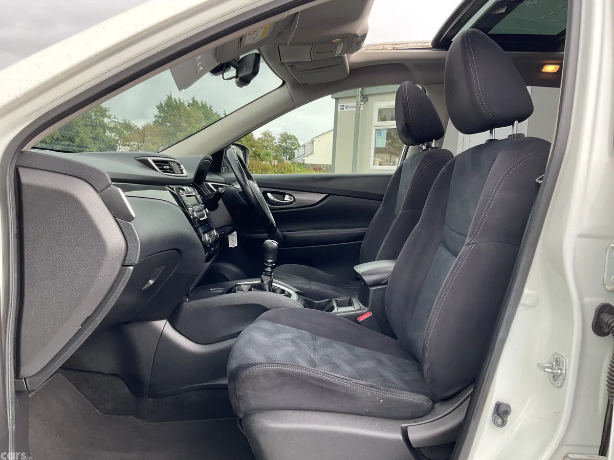 Nissan X-Trail SUV, Diesel, 2015, White