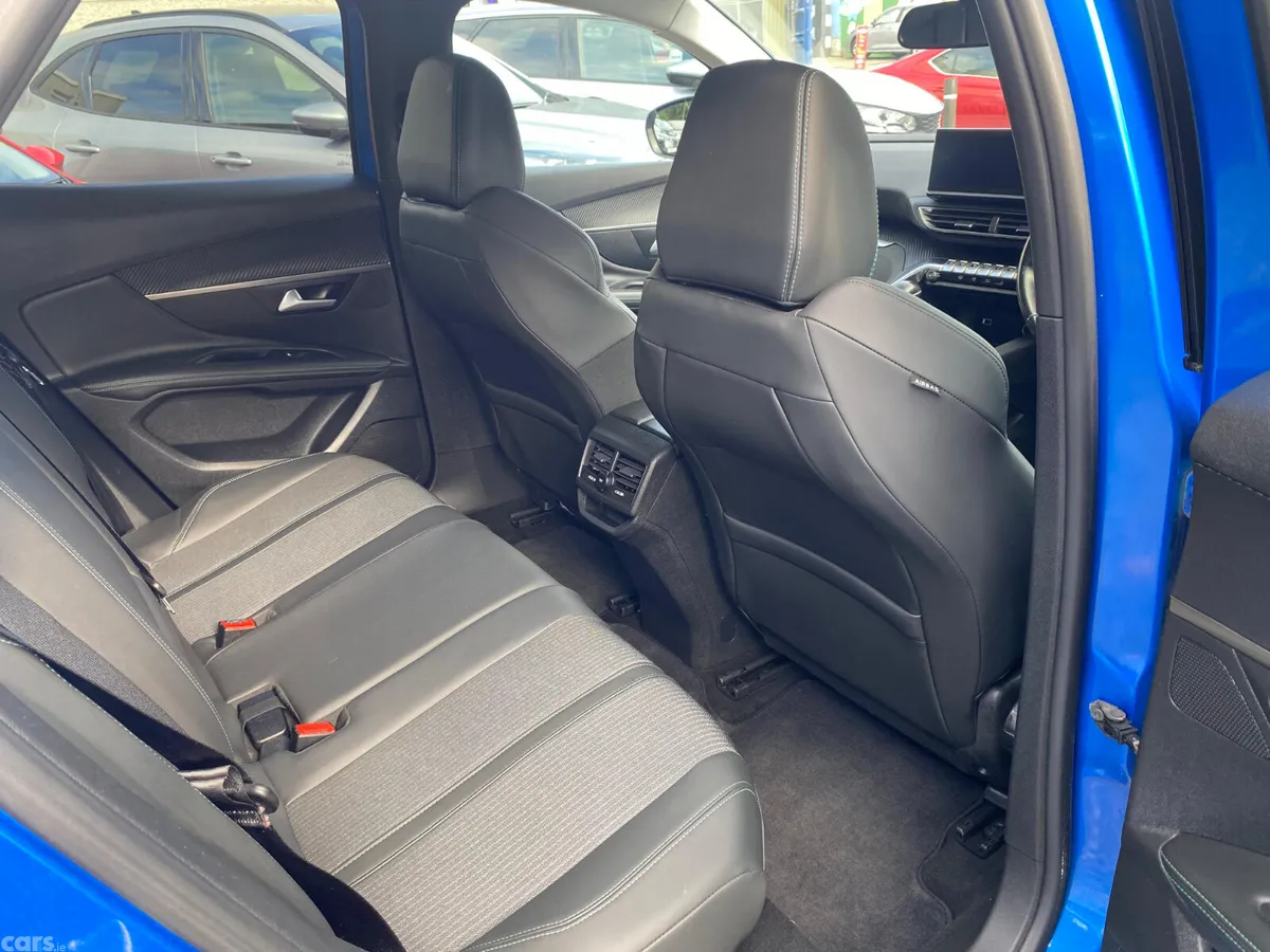 Peugeot 3008 SUV, Diesel, 2021, Blue