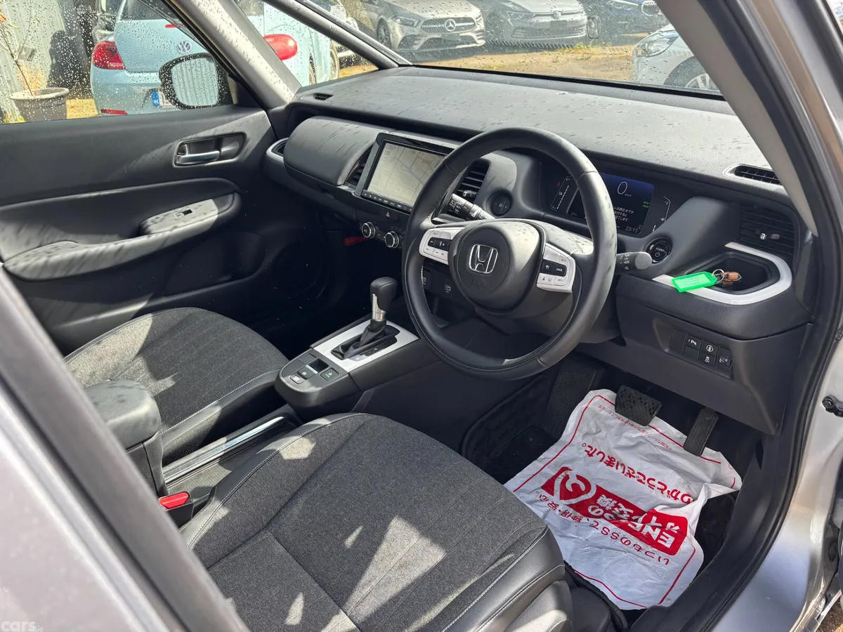 Honda Fit Hatchback, Petrol Hybrid, 2020, Silver
