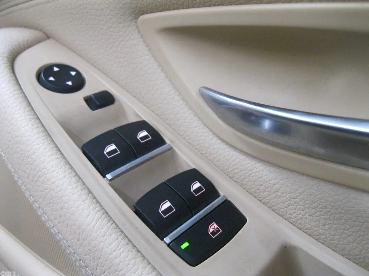 BMW 5-Series Saloon, Diesel, 2014, Gold