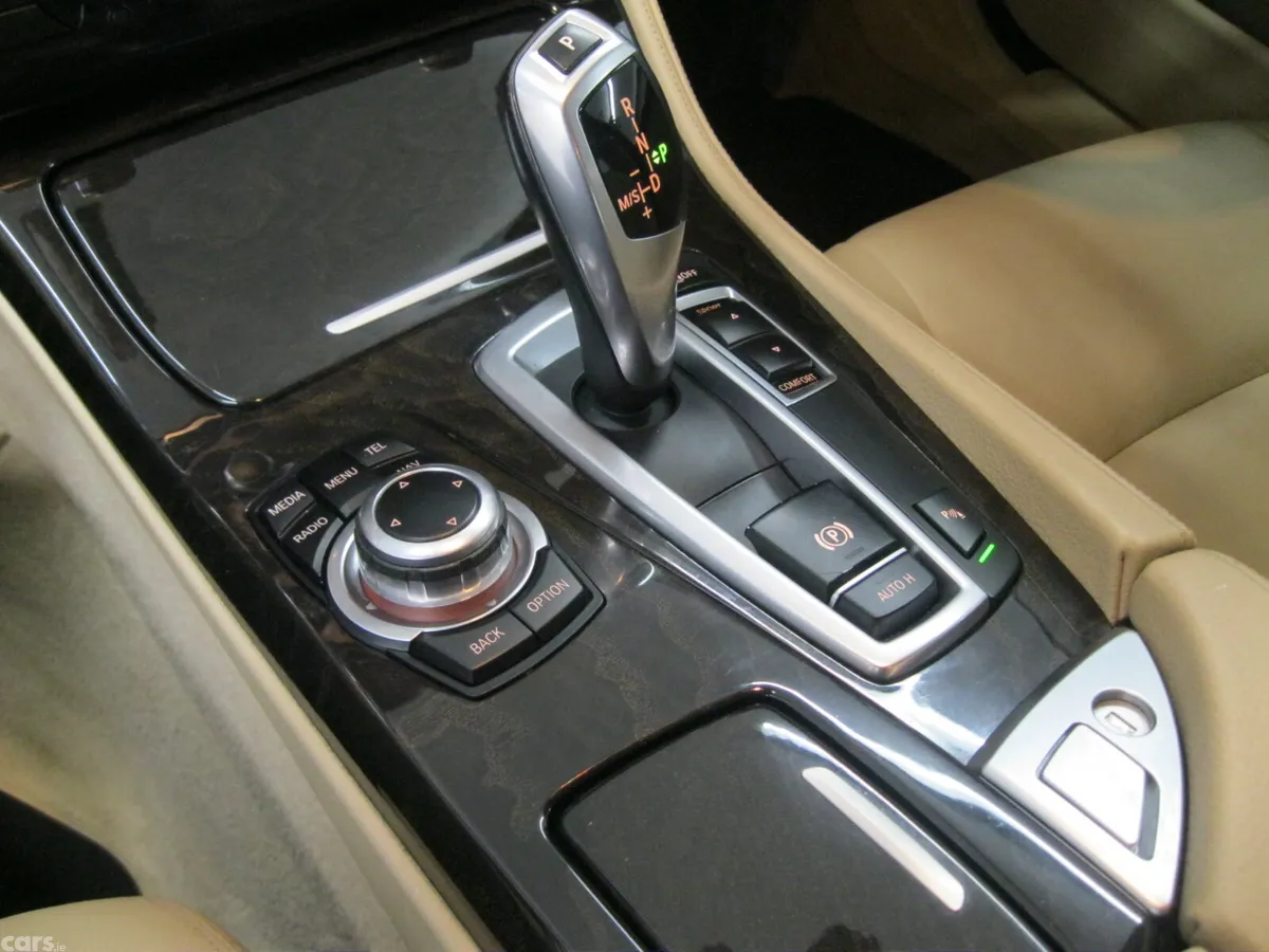 BMW 5-Series Saloon, Diesel, 2014, Gold