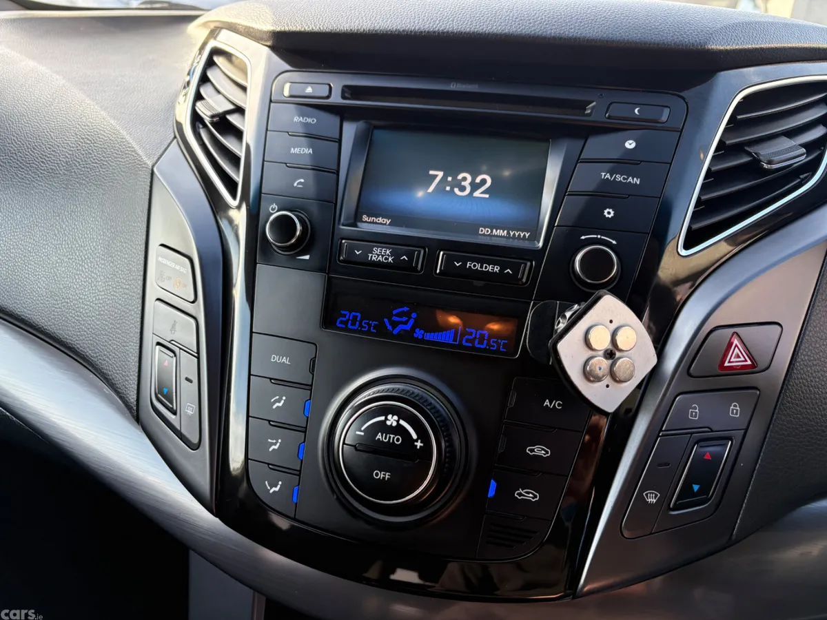 Hyundai i40 Estate/Jeep, Diesel, 2016, Beige