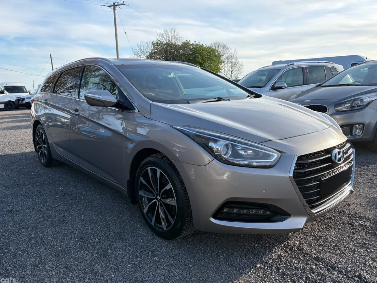 Hyundai i40 Estate/Jeep, Diesel, 2016, Beige