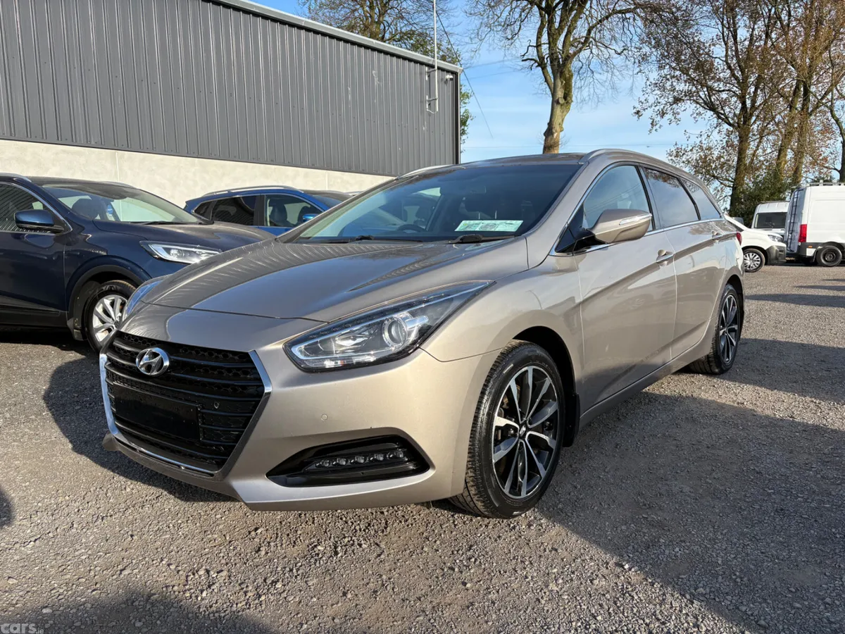 Hyundai i40 Estate/Jeep, Diesel, 2016, Beige