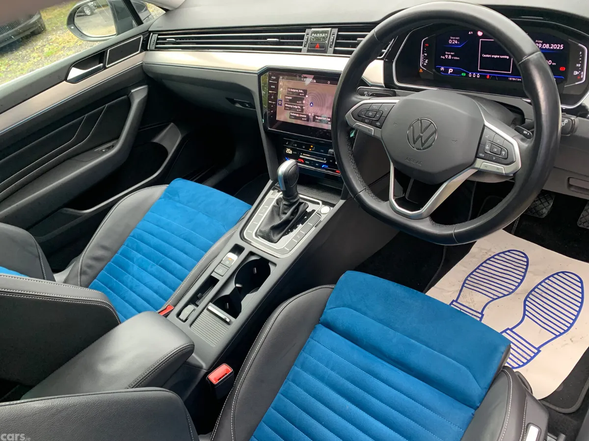 Volkswagen Passat Estate, Diesel, 2021, Grey