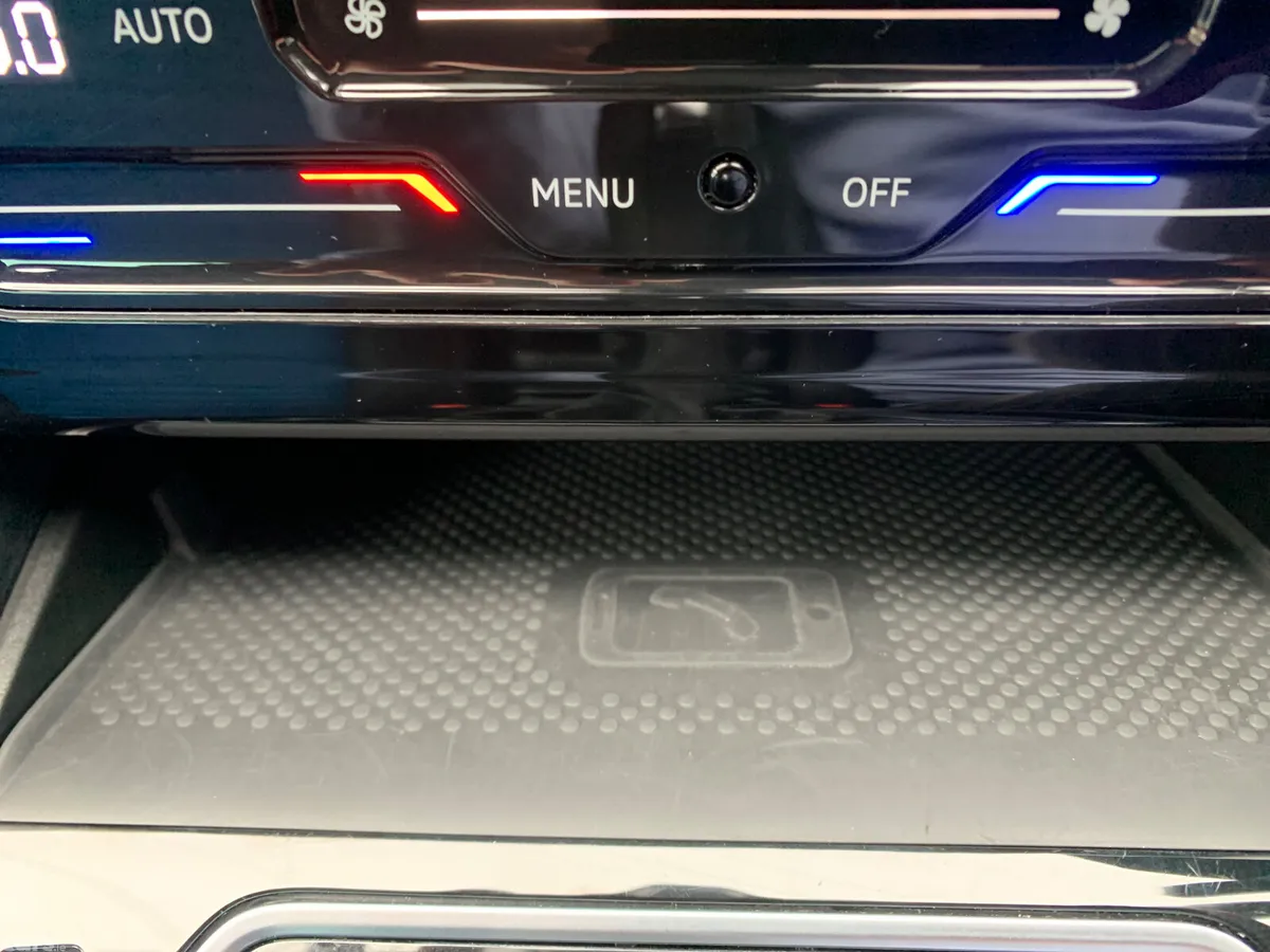 Volkswagen Passat Estate, Diesel, 2021, Grey