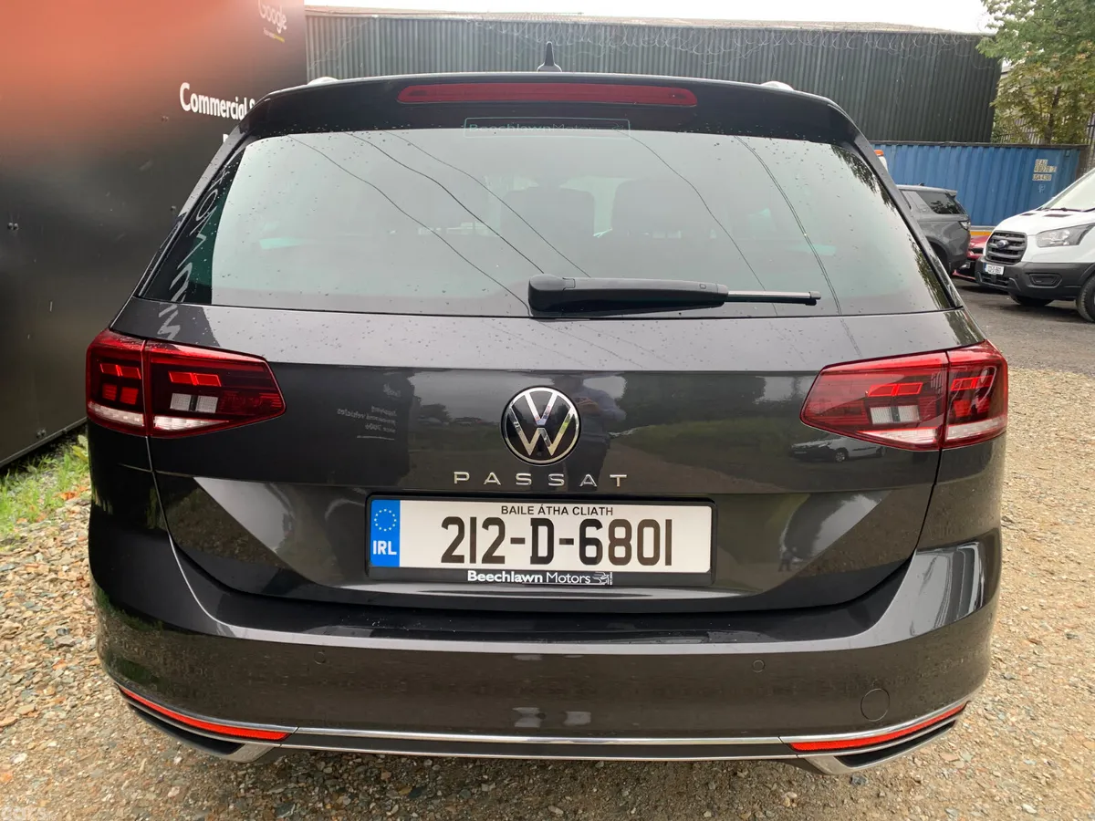 Volkswagen Passat Estate, Diesel, 2021, Grey