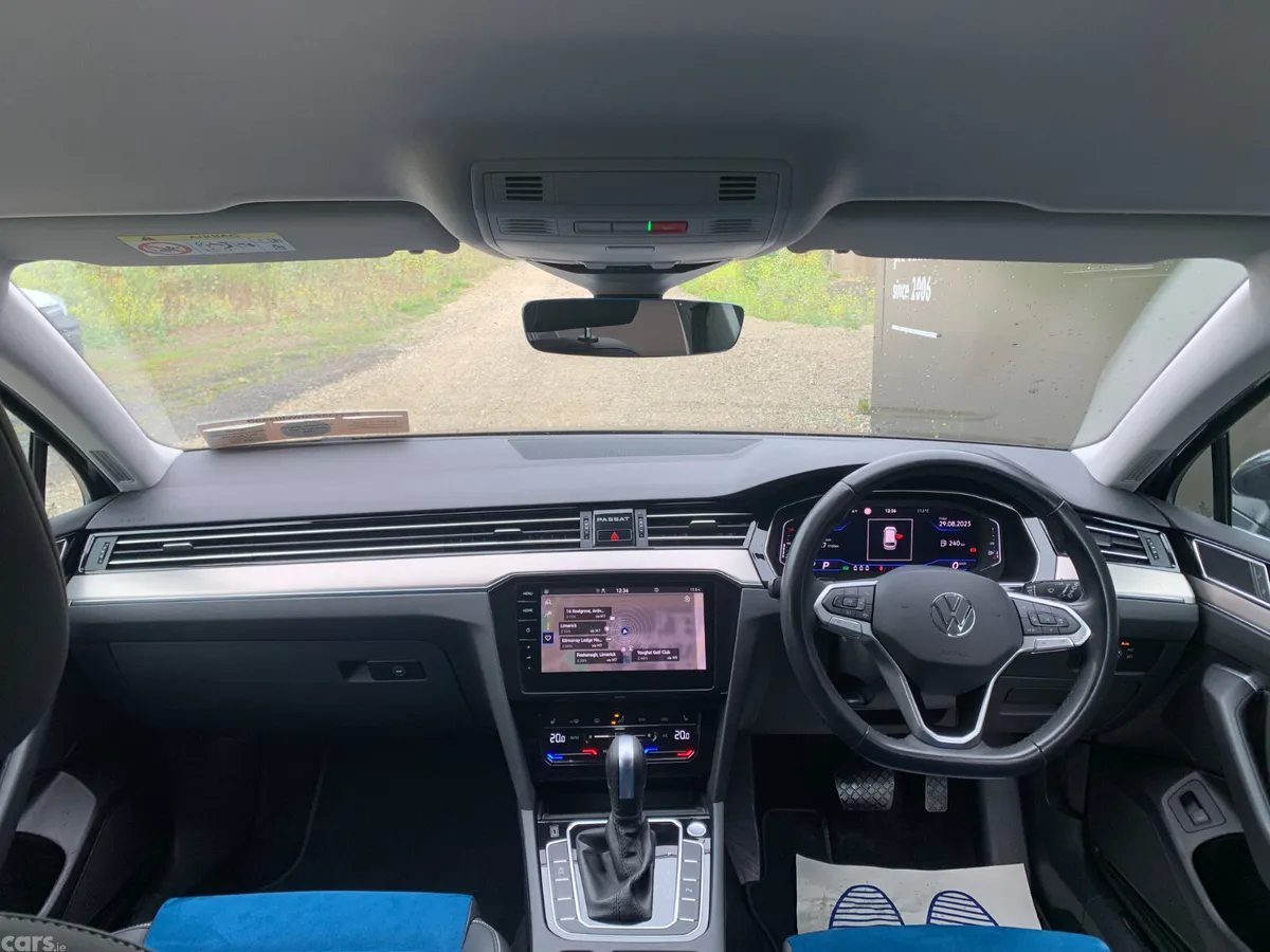 Volkswagen Passat Estate, Diesel, 2021, Grey