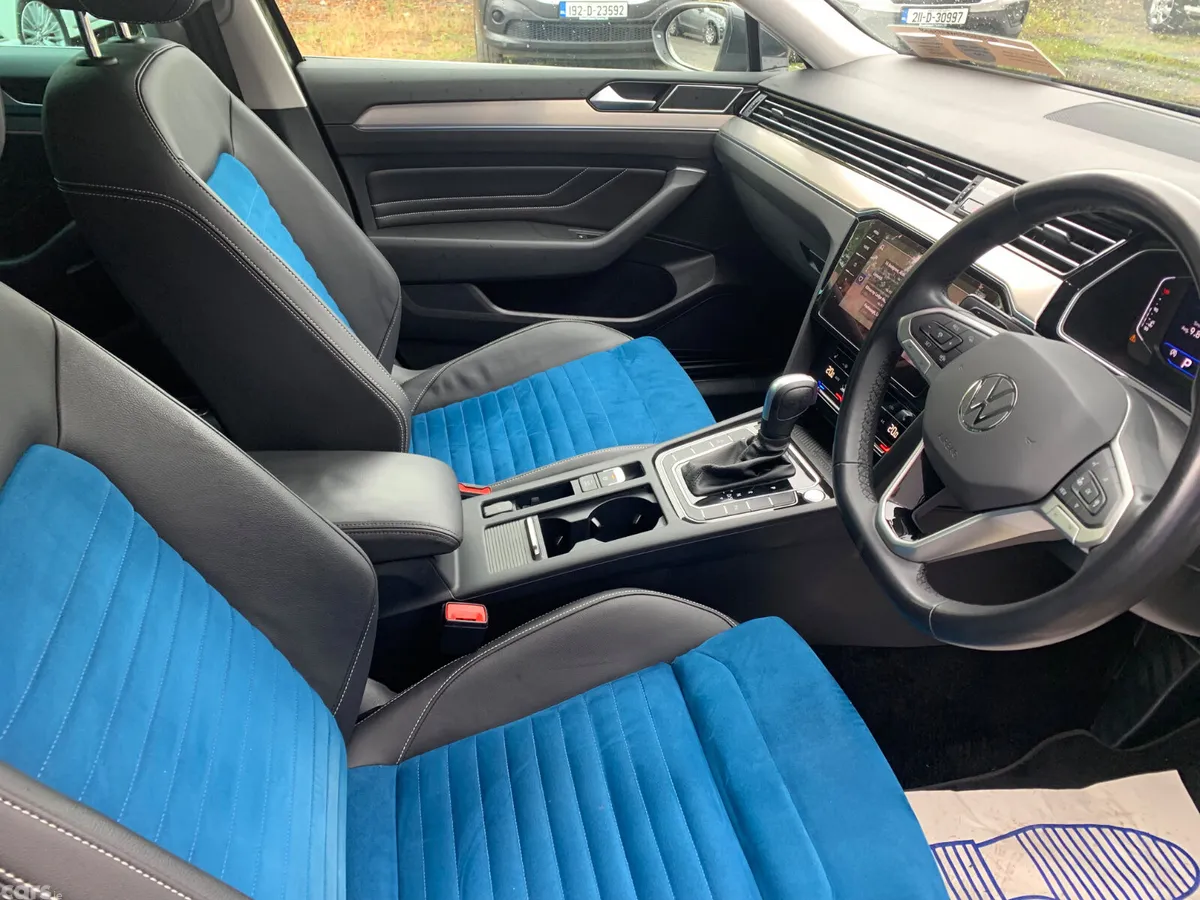 Volkswagen Passat Estate, Diesel, 2021, Grey
