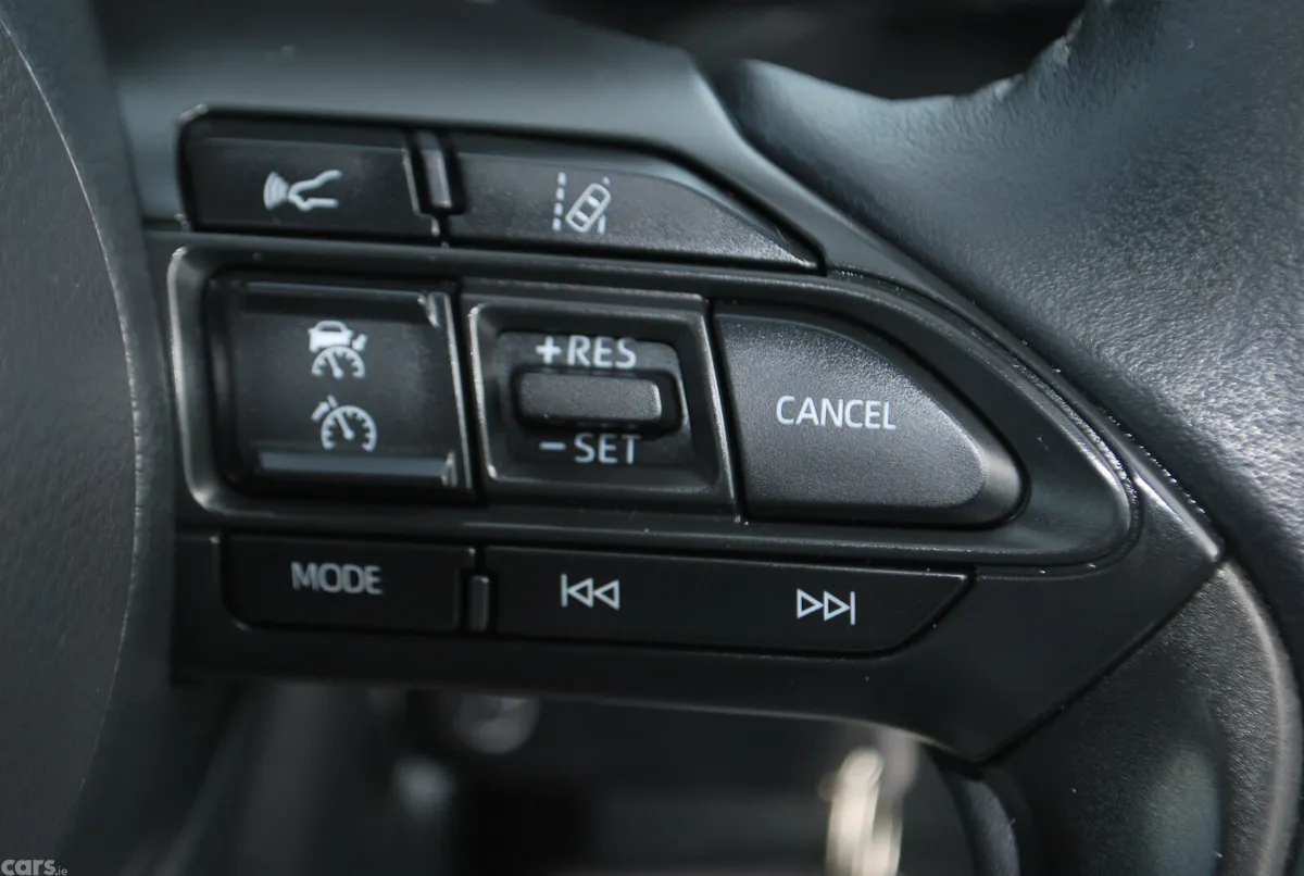 Toyota Yaris Hatchback, Petrol, 2023, Blue