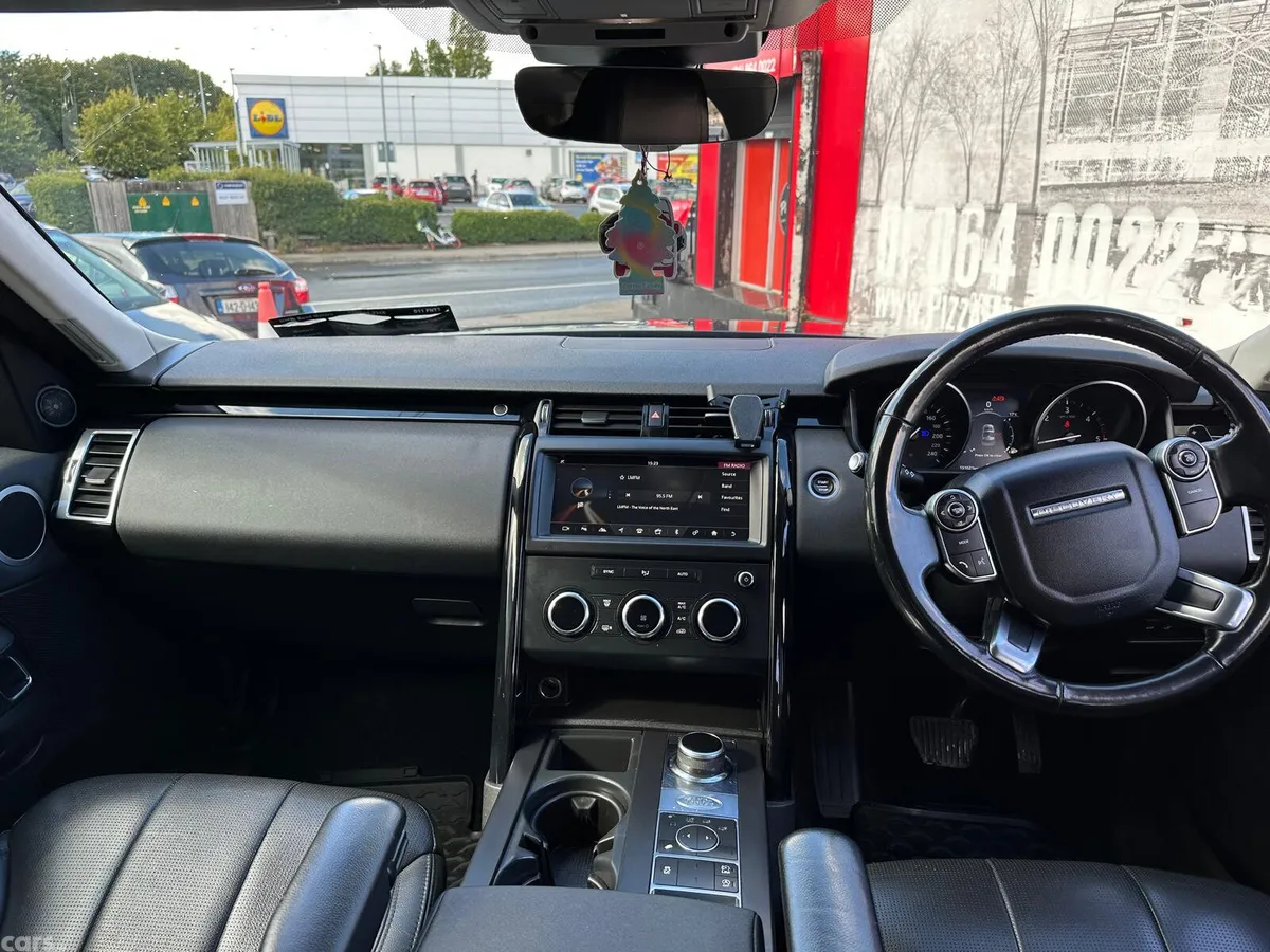 Land Rover Discovery SUV, Diesel, 2018, Blue