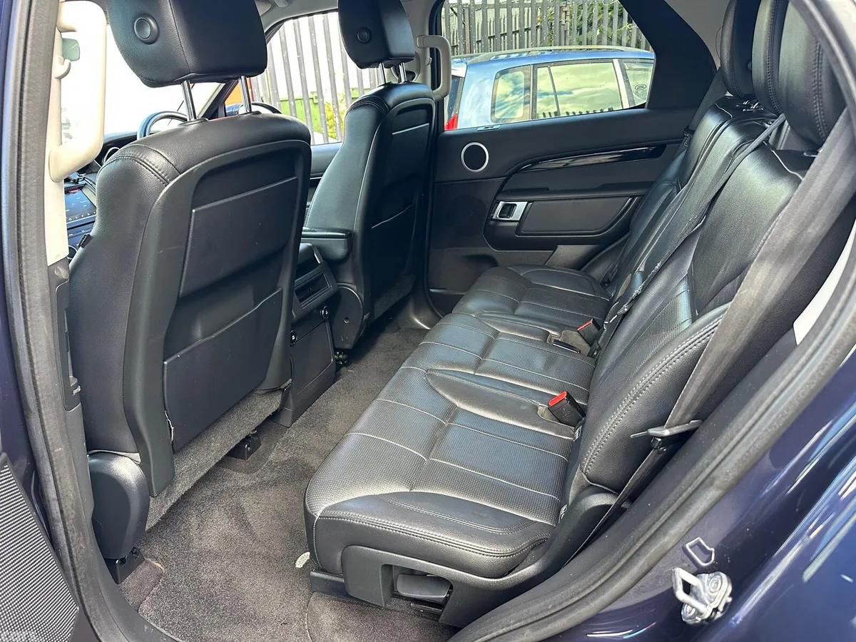 Land Rover Discovery SUV, Diesel, 2018, Blue