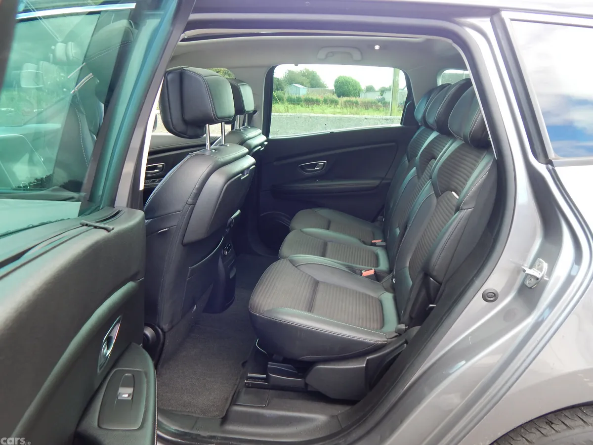 Renault Grand Scenic MPV, Diesel, 2017, Grey