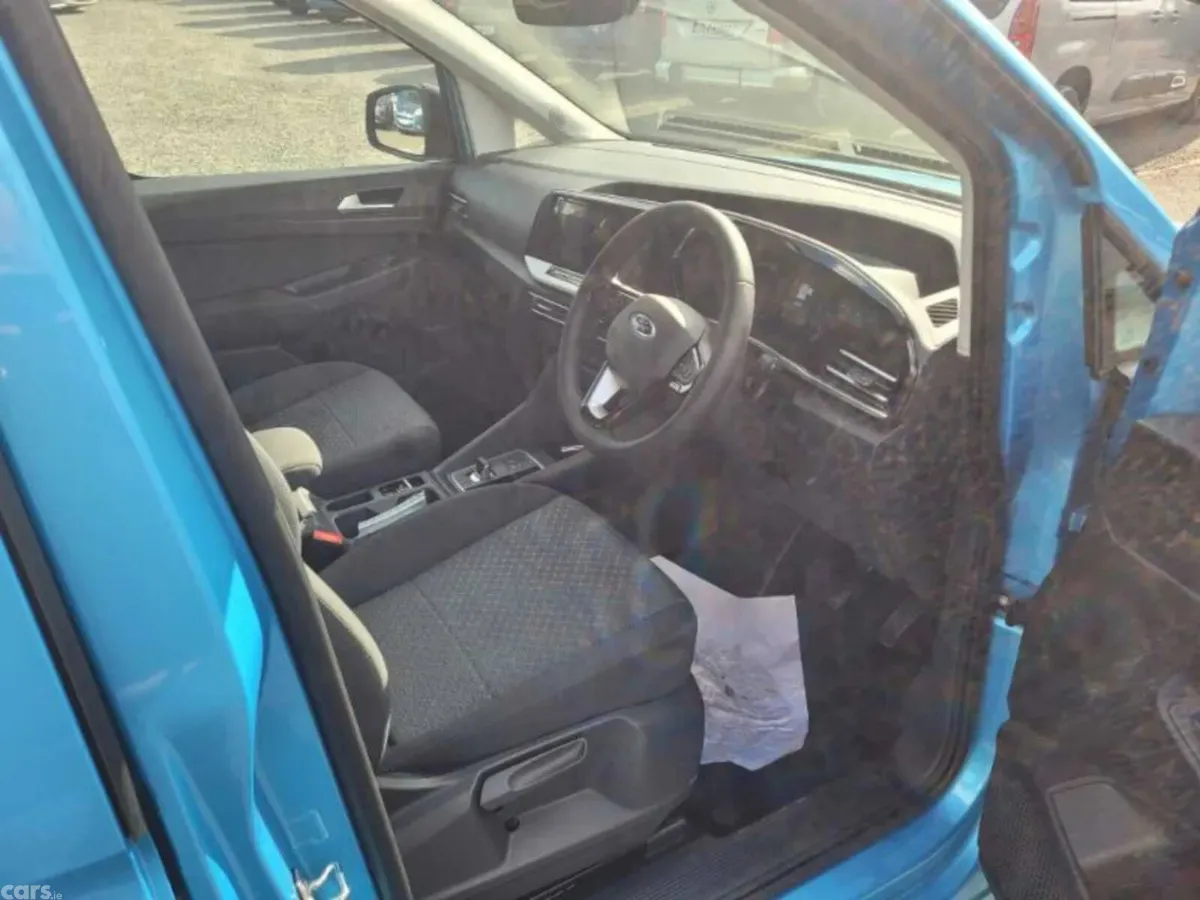 Ford Tourneo Connect MPV, Diesel, 2026, Blue