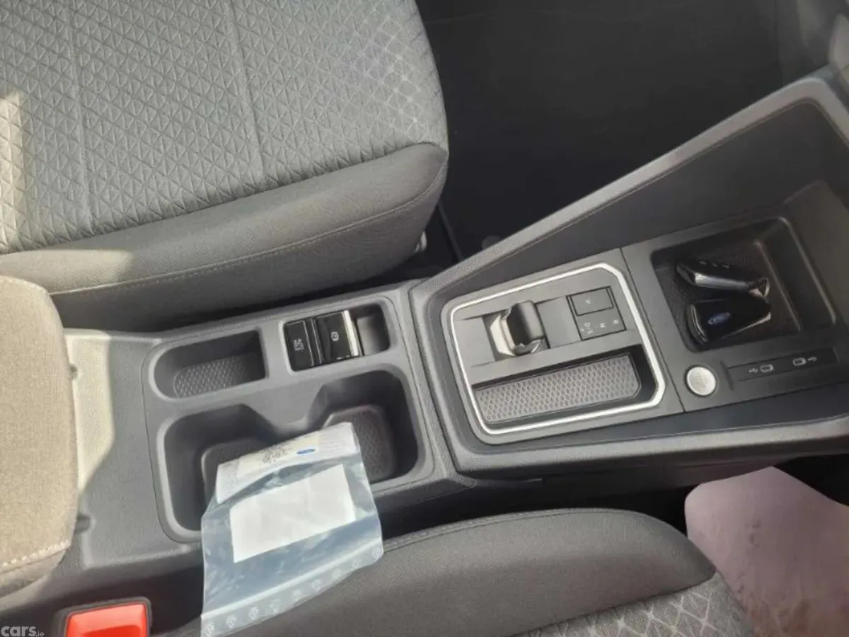 Ford Tourneo Connect MPV, Diesel, 2026, Blue