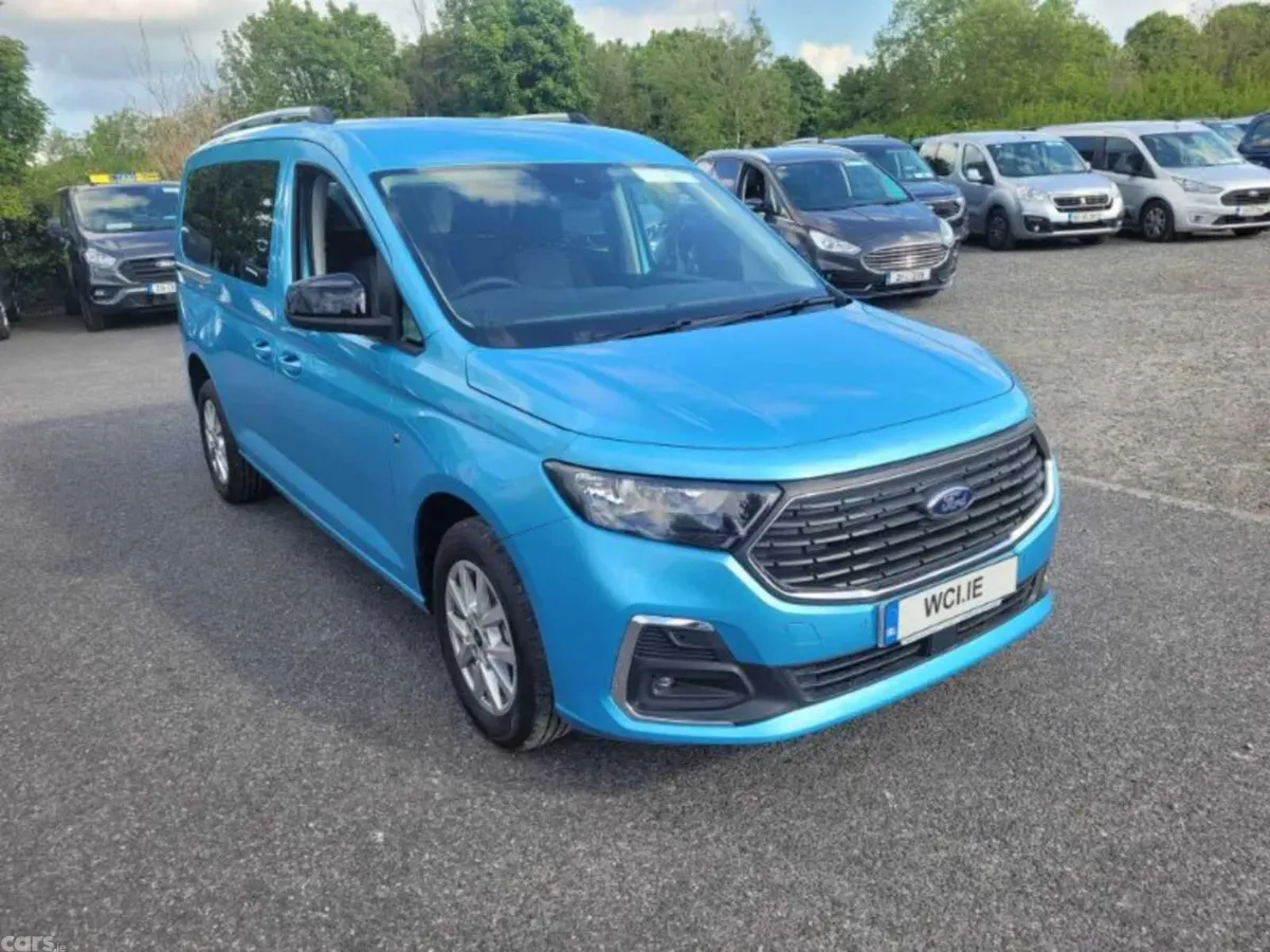 Ford Tourneo Connect MPV, Diesel, 2026, Blue