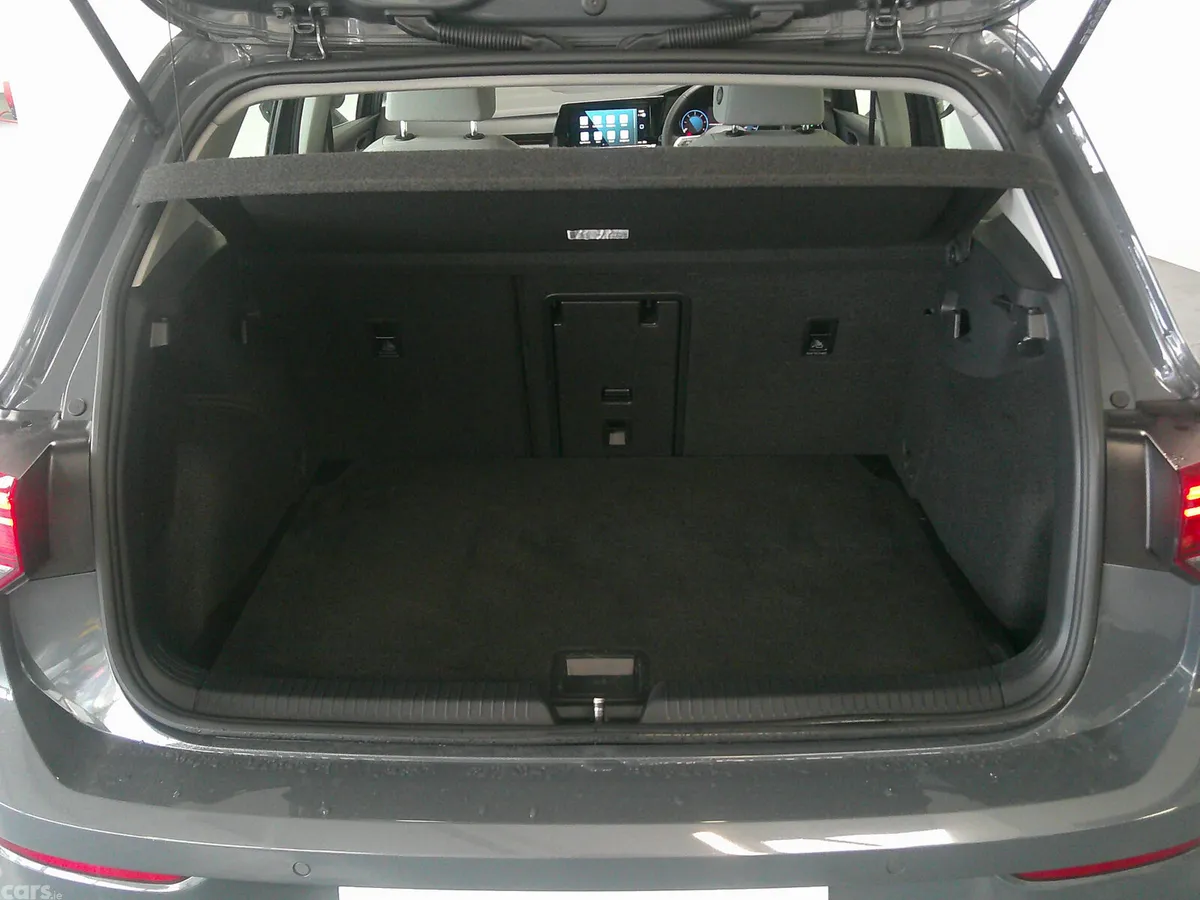Volkswagen Golf Hatchback, Diesel, 2022, Grey