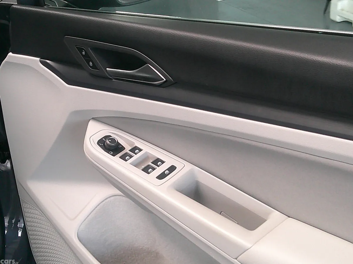 Volkswagen Golf Hatchback, Diesel, 2022, Grey