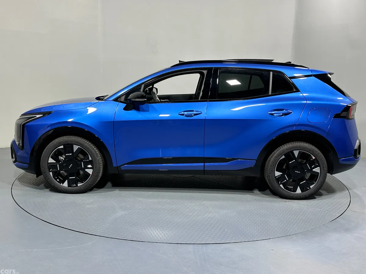 Kia Sportage SUV, Diesel Hybrid, 2026, Blue