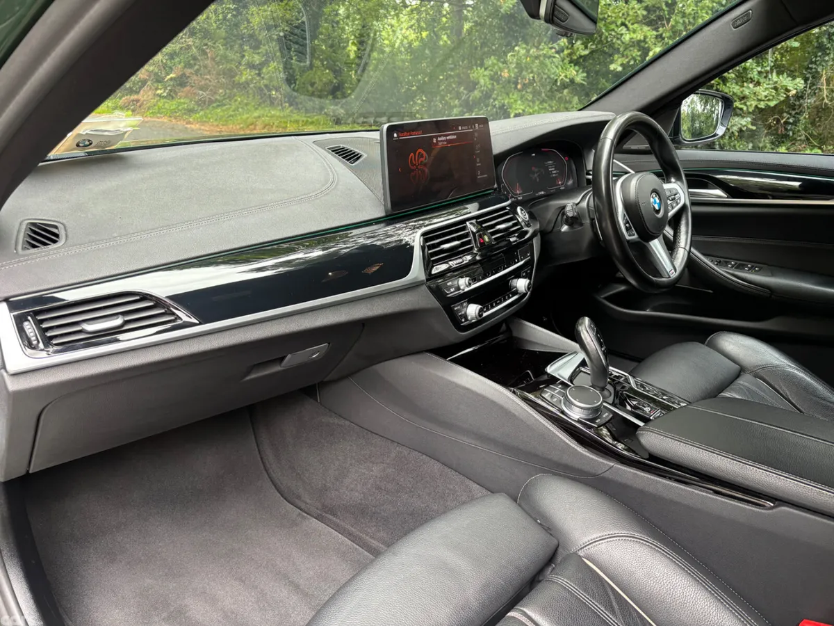 BMW 5-Series Saloon, Diesel, 2021, Green