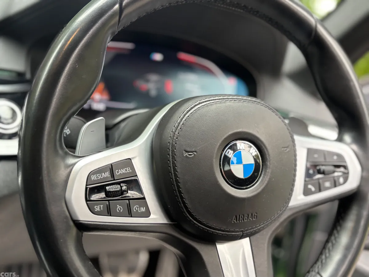 BMW 5-Series Saloon, Diesel, 2021, Green