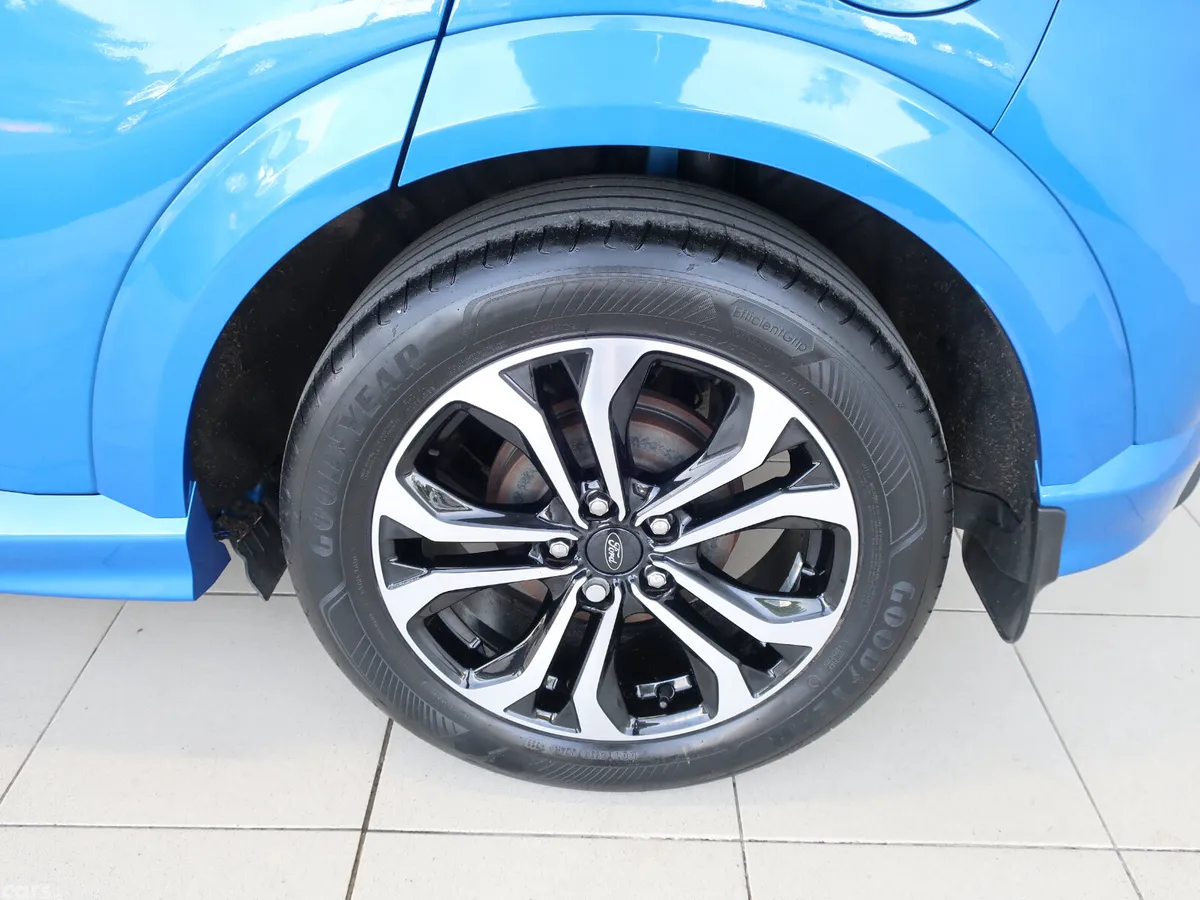 Ford Puma MPV, Petrol Hybrid, 2023, Blue