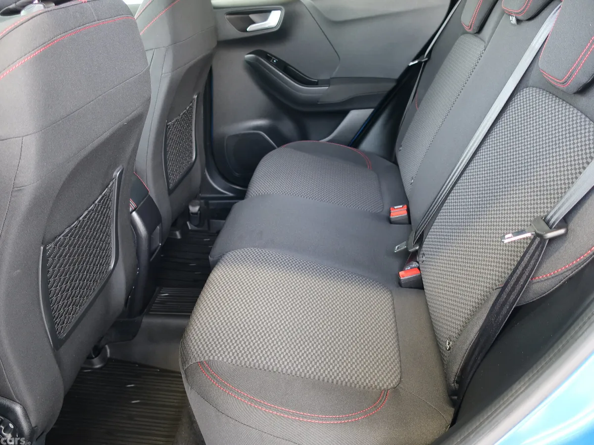 Ford Puma MPV, Petrol Hybrid, 2023, Blue
