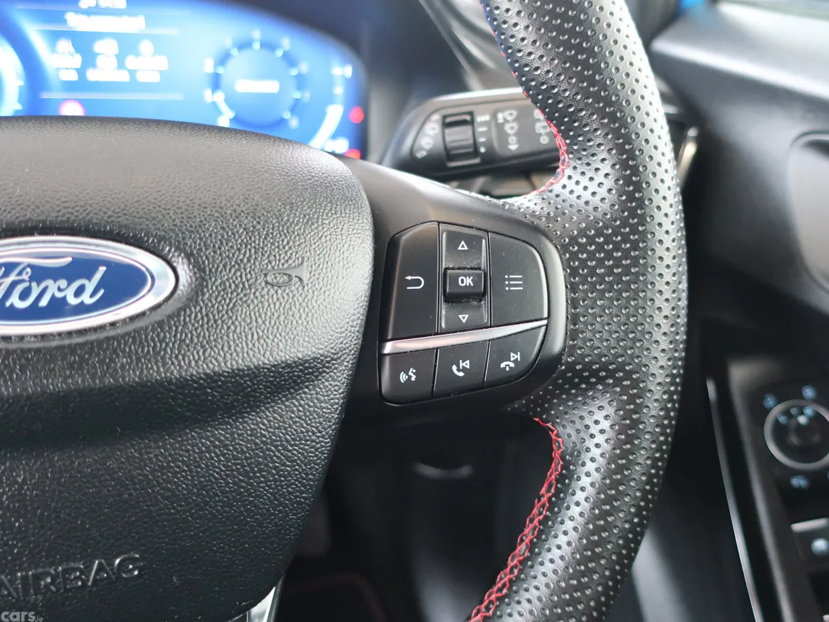 Ford Puma MPV, Petrol Hybrid, 2023, Blue