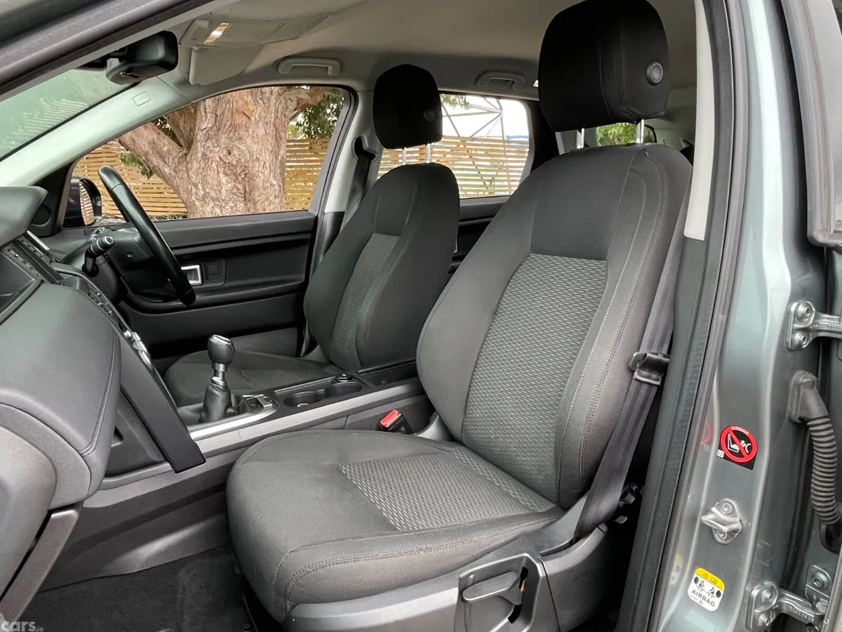 Land Rover Discovery Sport SUV, Diesel, 2017, Grey