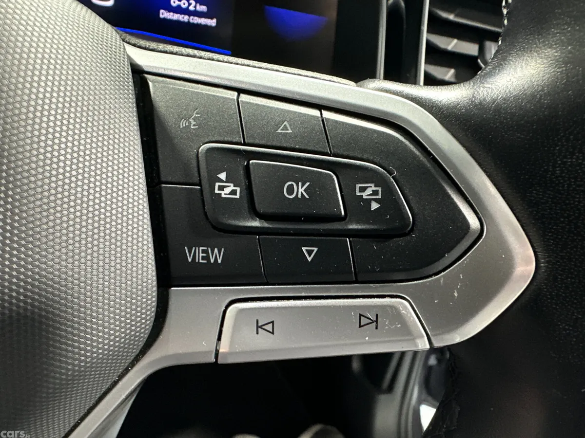 Volkswagen Taigo Estate/Jeep, Petrol, 2023, Grey