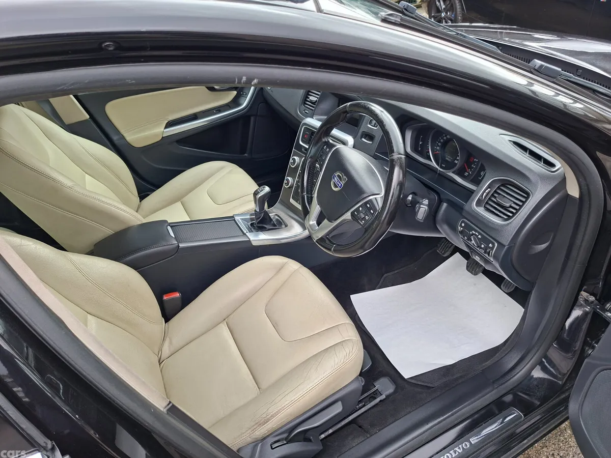 Volvo S60 Saloon, Diesel, 2016, Black