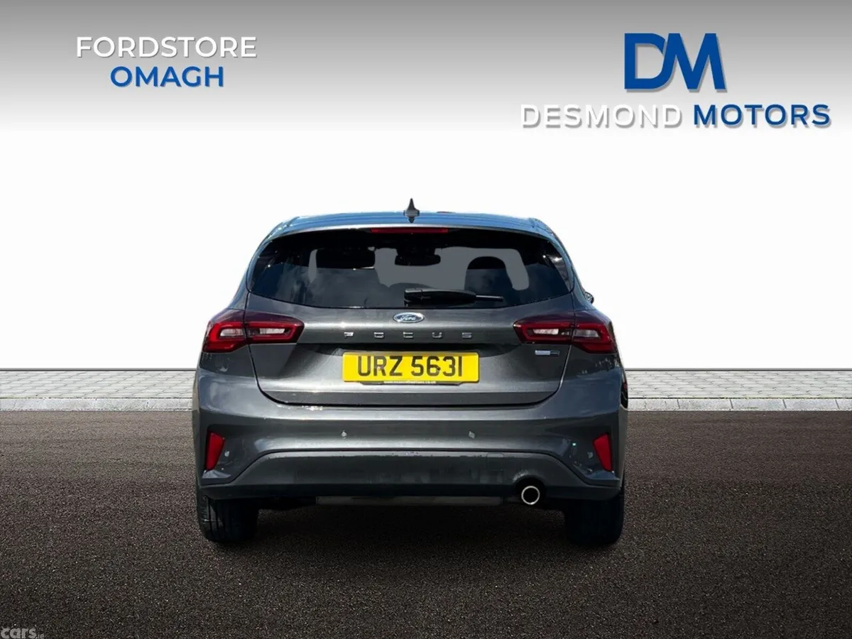 Ford Focus Hatchback, Petrol Hybrid, 2023, Grey