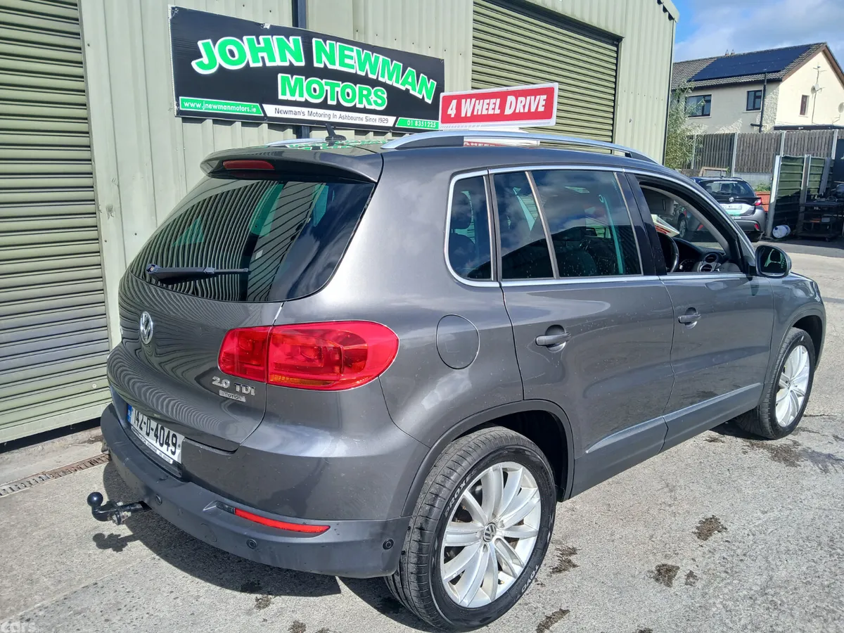 Volkswagen Tiguan SUV, Diesel, 2014, Grey