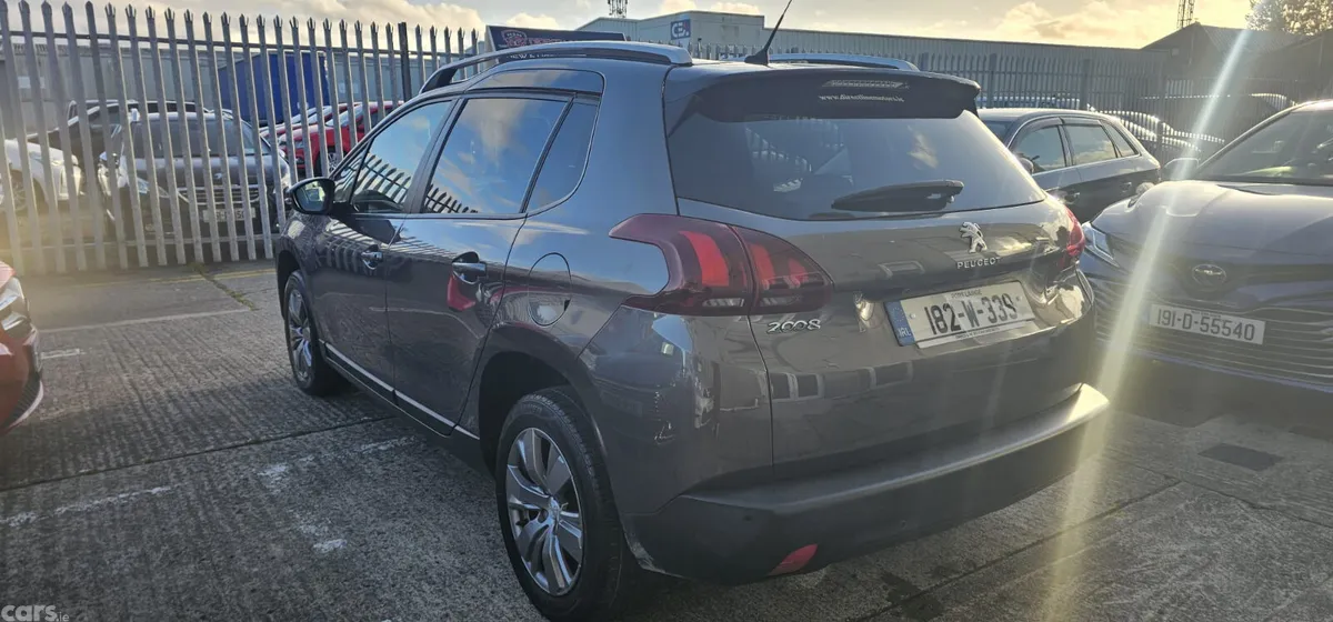 Peugeot 2008 Estate, Petrol, 2018, Grey
