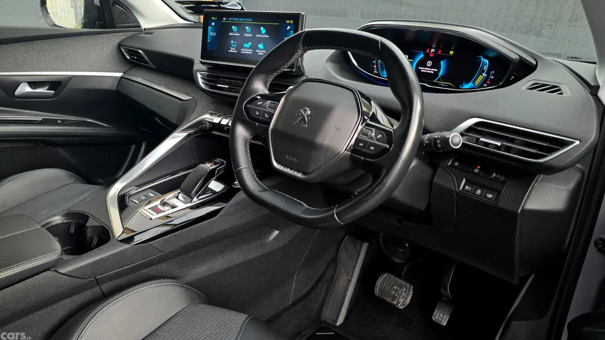 Peugeot 3008 MPV, Petrol Plug-in Hybrid, 2021, Grey