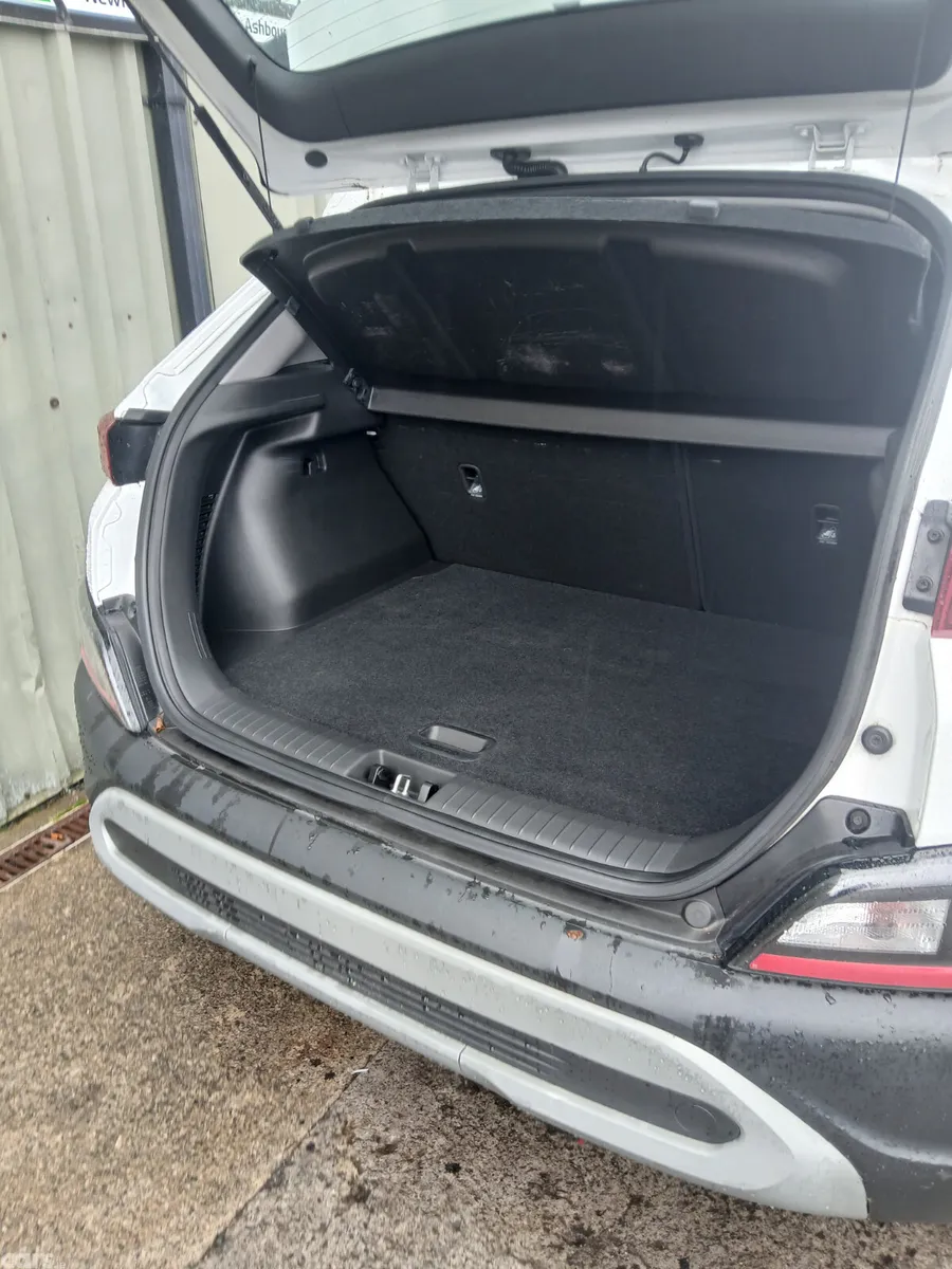 Hyundai KONA SUV, Diesel, 2021, White