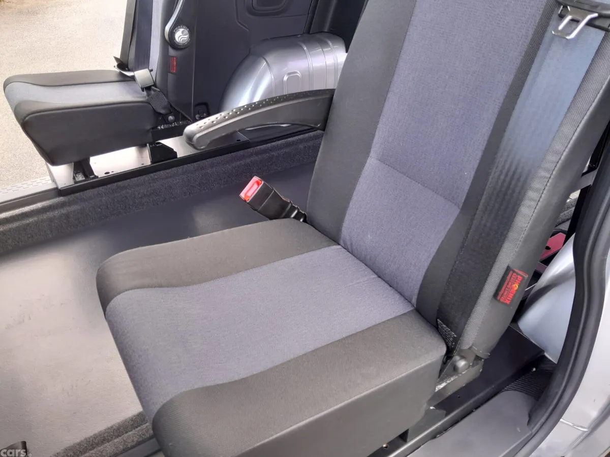 Renault Trafic MPV, Diesel, 2021, Silver