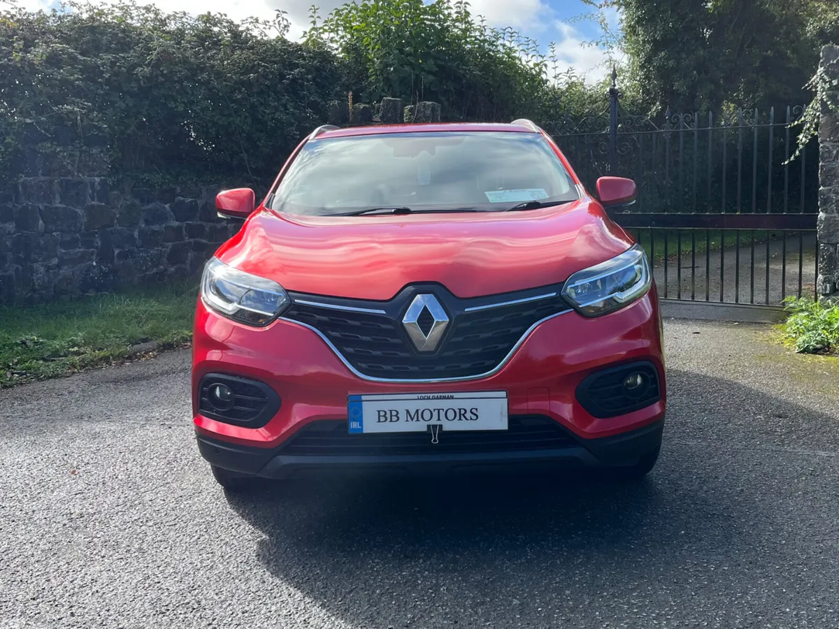 Renault Kadjar SUV, Petrol, 2019, Red