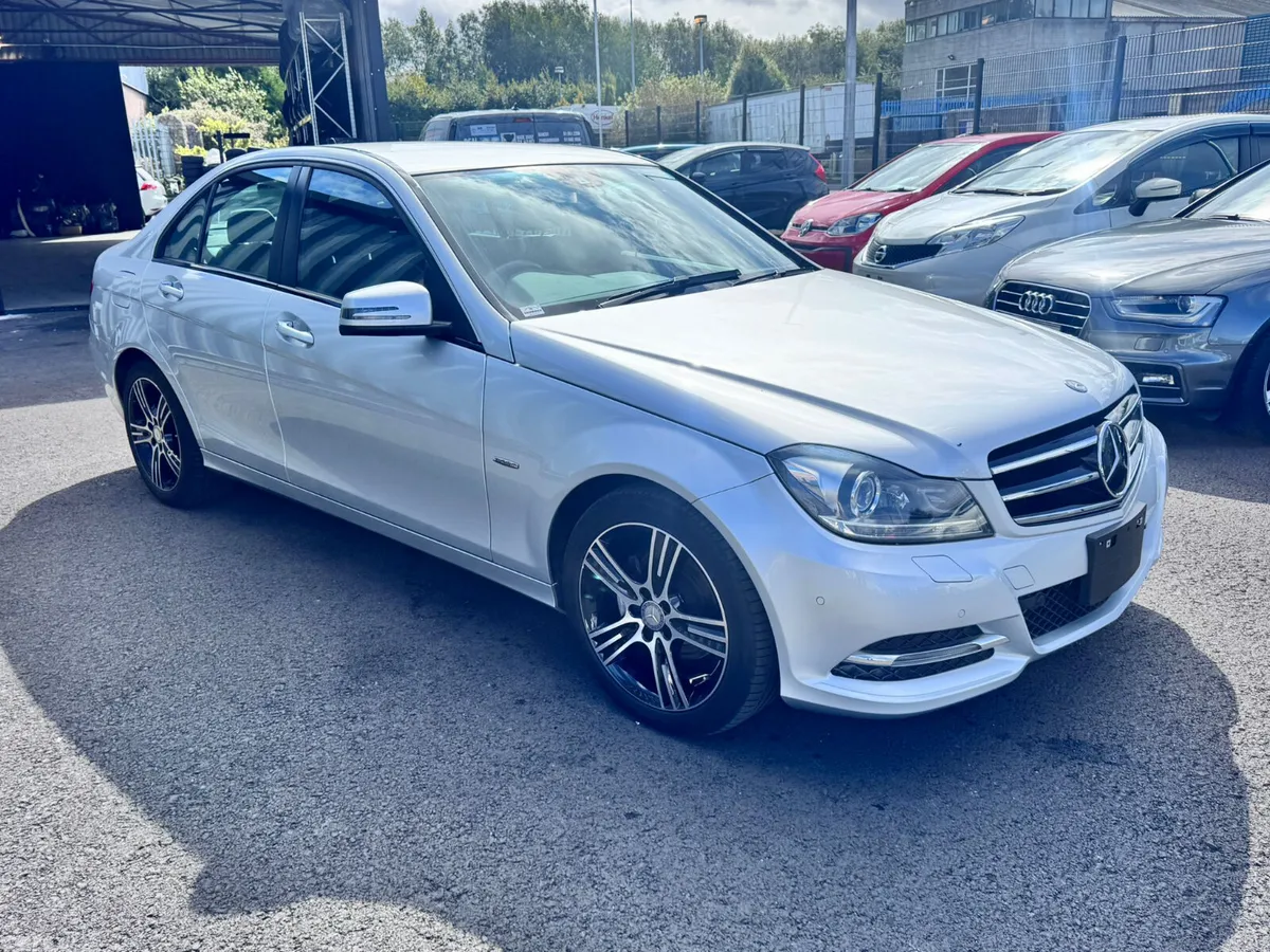 Mercedes-Benz 220 Saloon, Petrol, 2014, Silver