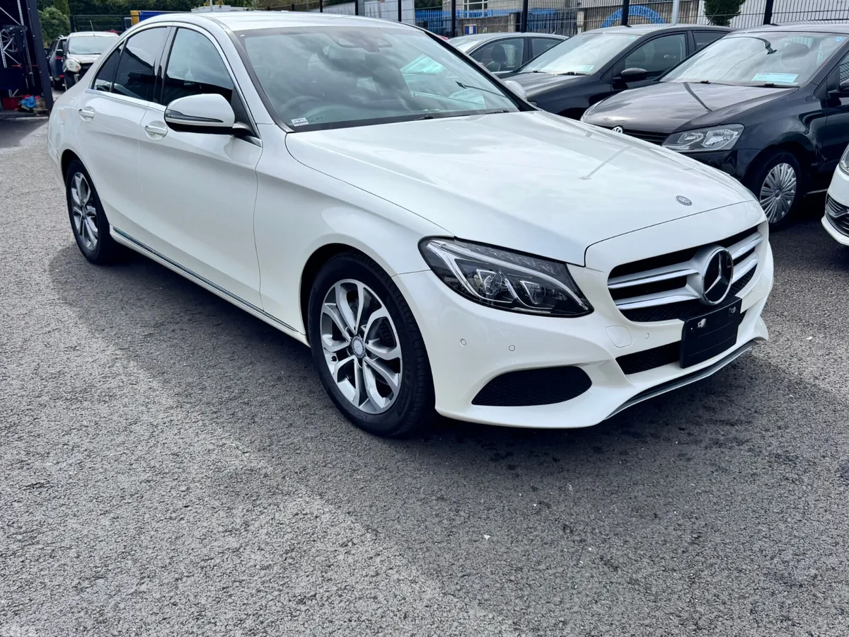 Mercedes-Benz C-Class Saloon, Petrol, 2016, White