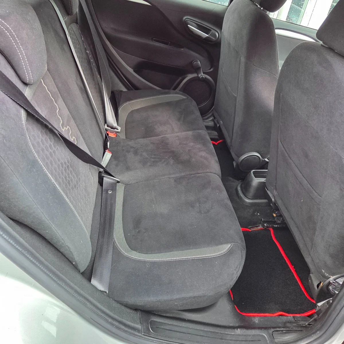 Fiat Punto Hatchback, Petrol, 2014, Grey