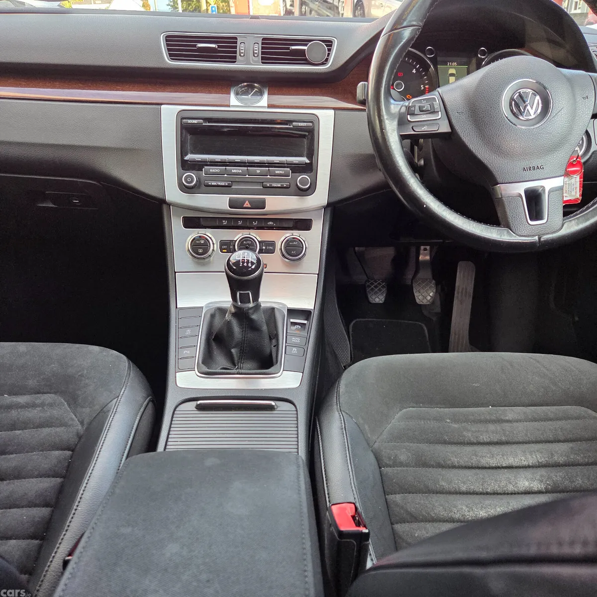 Volkswagen Passat Saloon, Diesel, 2014, Black