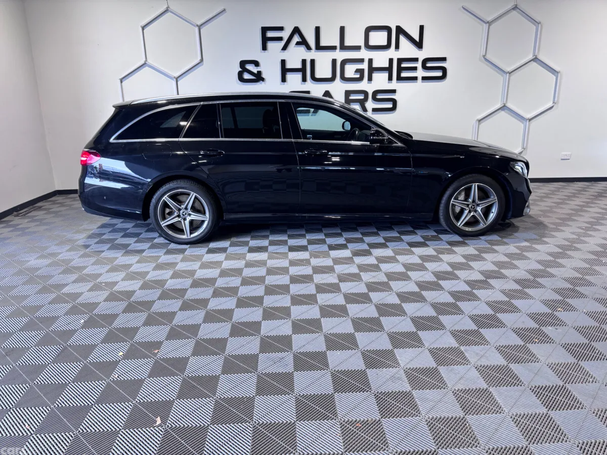 Mercedes-Benz E-Class Saloon, Diesel Plug-in Hybrid, 2019, Black