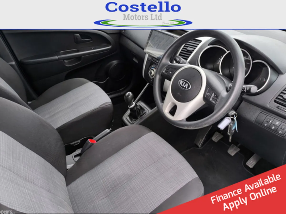 Kia Venga MPV, Petrol, 2014, Blue